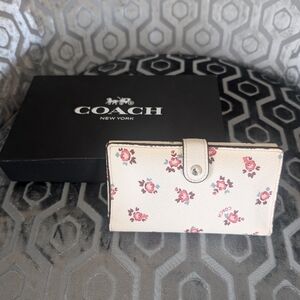 Coach Floral Print Wallet in White with Pink Roses